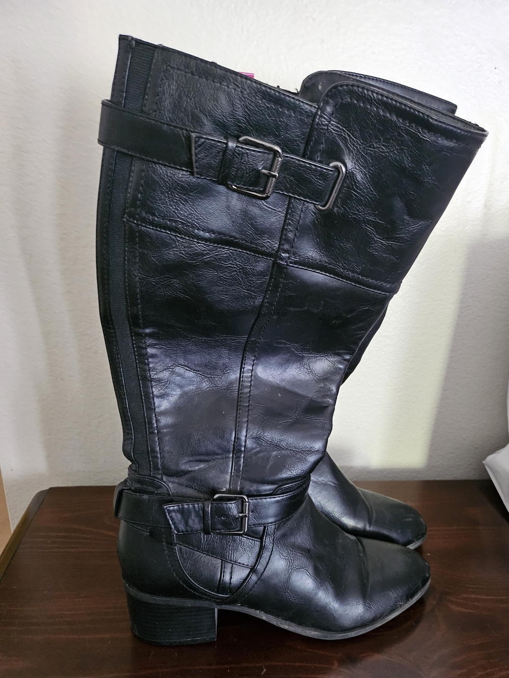 Unisa Black Knee-High Buckled Riding Boots